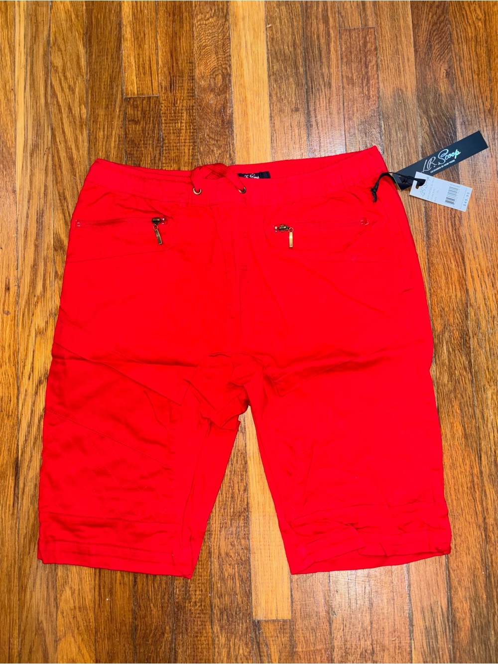 LB Scoop Men’s Bright Red Cargo Shorts with Zip Pockets